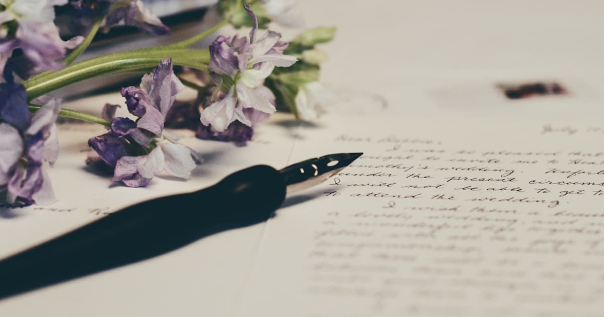 Claude vs ChatGPT: Which AI Excels at Writing? (2025 Comparison)