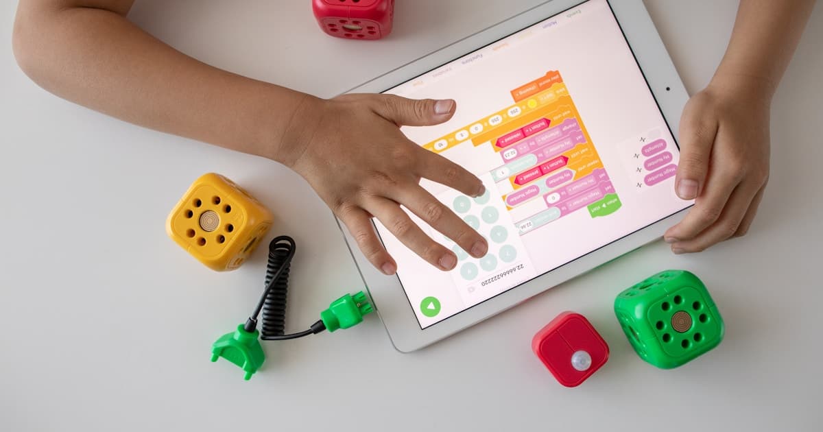 Mastering Common Coding Challenges with AI: A Developer's Guide