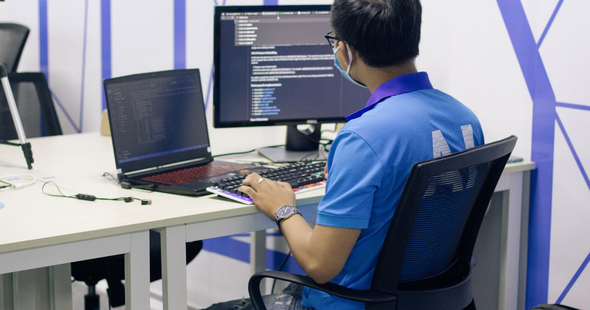Cloud IDE collaboration in action